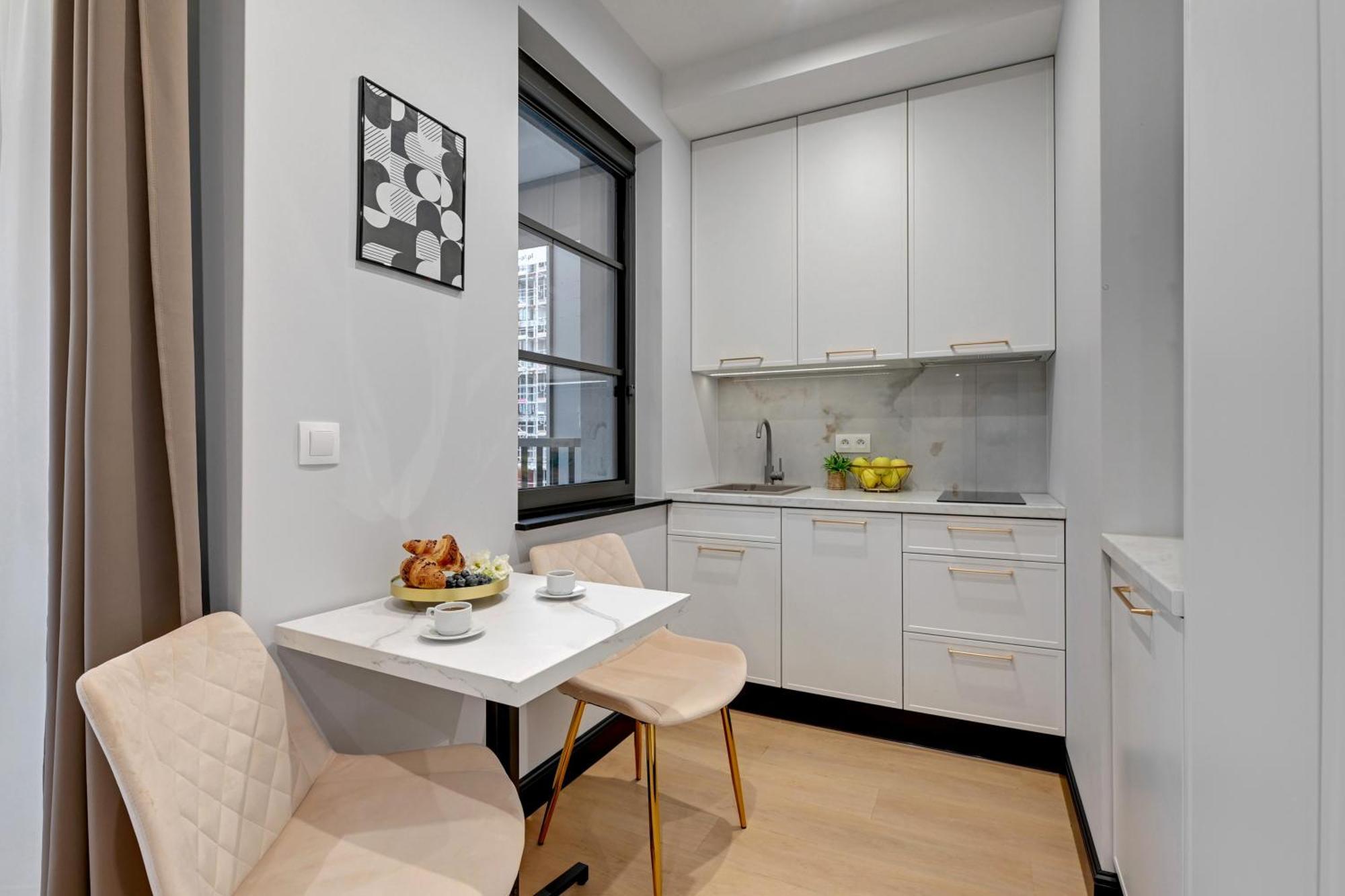Doki Living & Foodhall By Downtown Apartments グダニスク 部屋 写真